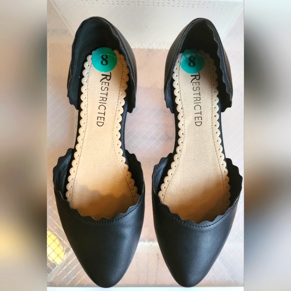 Black flats